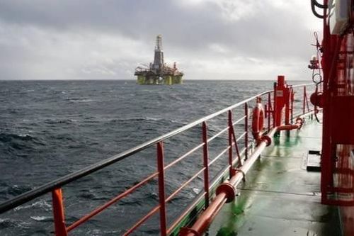 Total bán tài sản ngoài khơi Angola