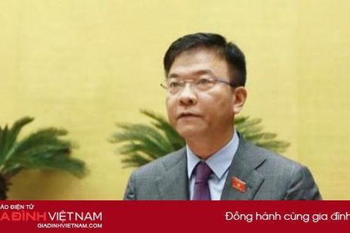Bộ trưởng Lê Thành Long trả lời chất vấn của ĐBQH liên quan lĩnh vực tư pháp