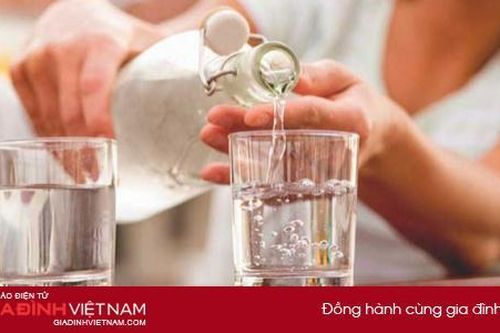Uống bao nhiêu nước 1 ngày là đủ, cách tính như thế nào?