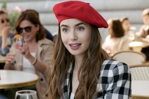 Mỹ nhân 'lão hóa ngược' Lily Collins có những bí kíp làm đẹp gì?