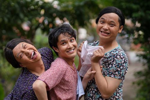'Tắt tiếng' của Huỳnh Lập - Duy Khánh- Lê Nhân 'cà khịa' CĐM: Từ chuyện Đông Nhi đi đẻ đến cứu trợ mùa lũ