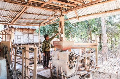 Điện về bản, cuộc sống người dân đổi thay
