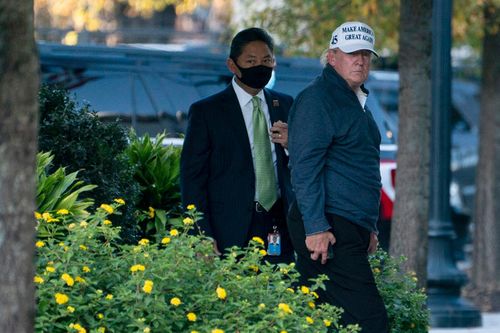 Ông Trump chưa chấp nhận thất bại, trợ lý đã chuẩn bị ra đi