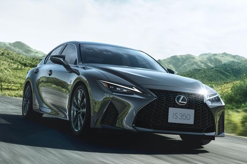 Lexus IS 2021 được ra mắt tại Nhật Bản