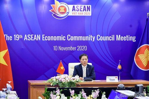 Kinh tế các nước ASEAN gắn kết và chủ động thích ứng
