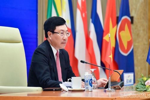 Phó Thủ tướng, Bộ trưởng Ngoại giao Phạm Bình Minh chủ trì Hội nghị Bộ trưởng Ngoại giao ASEAN