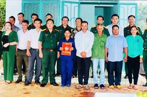 Ngôi nhà của tình đồng chí, đồng đội
