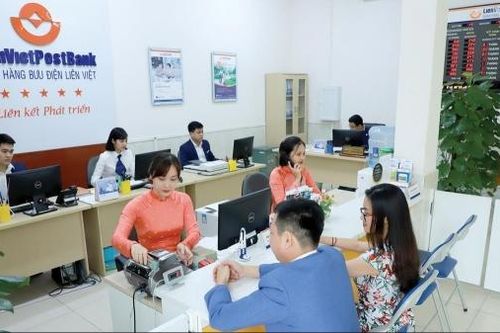 Cổ phiếu LPB - Tăng 4,7% trong ngày đầu lên sàn HOSE