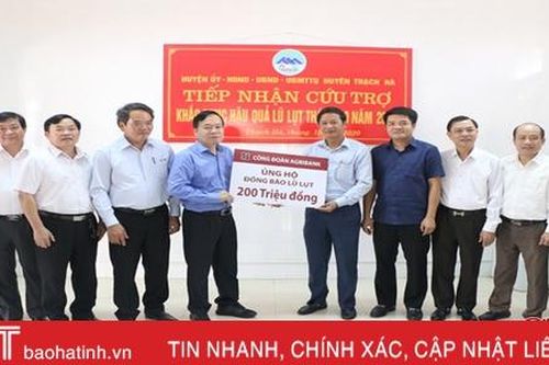 Công đoàn Agribank tiếp tục hỗ trợ đồng bào bị ảnh hưởng lũ lụt ở Hà Tĩnh