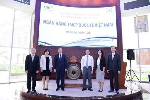 Gần 1 tỷ cổ phiếu VIB chính thức niêm yết trên sàn HoSE