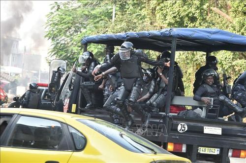 Đụng độ sau bầu cử tại Côte d'Ivoire khiến ít nhất 6 người thiệt mạng
