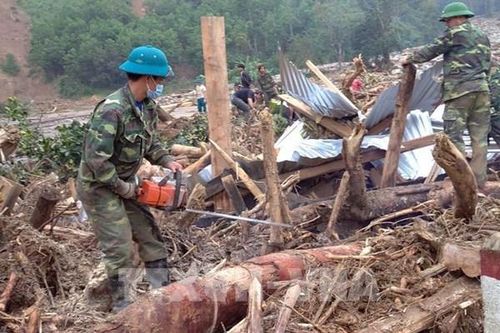 Lại xảy ra sạt lở núi tại Quảng Nam, vùi lấp 1 ngôi nhà, 1 người tử vong