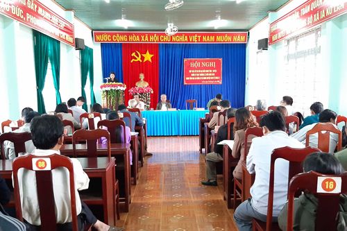 Đại biểu HĐND tỉnh Gia Lai tiếp xúc cử tri huyện Chư Sê