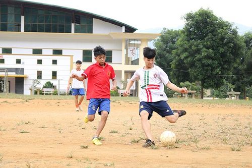 Tân Sơn phát triển bóng đá học đường