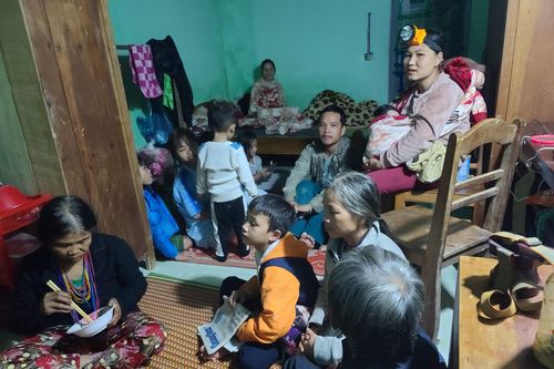 Quảng Nam di dời dân khẩn cấp trong đêm phòng lở đất, lũ quét