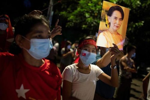 Bầu cử Myanmar: Đảng của bà Aung San Suu Kyi tuyên bố chiến thắng