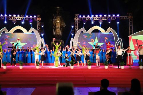 Ngày 18-11, sẽ diễn ra lễ kỷ niệm 90 năm Ngày truyền thống Mặt trận Tổ quốc Việt Nam