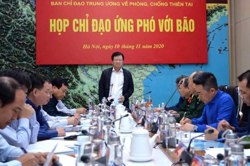 Khẩn cấp triển khai phương án ứng phó với bão và mưa lũ