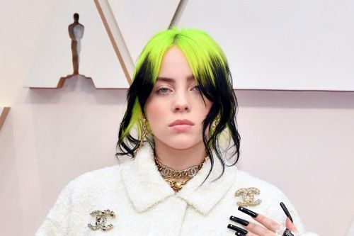 'Giả ngơ' khi fan đòi album, nhưng 3 tuần sau Billie Eilish lật kèo tặng fan single mới