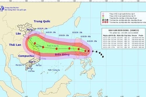 Bão Vamco sầm sập tiến vào Biển Đông
