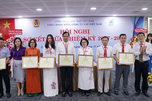 Công đoàn PV GAS sơ kết giữa nhiệm kỳ 2017-2022
