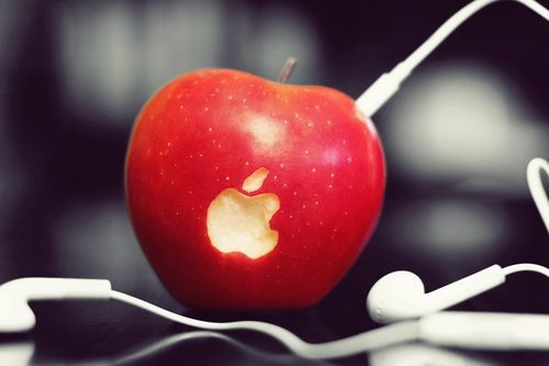 Ngôi làng ở Trung Quốc tổ chức sự kiện giống Apple để bán táo