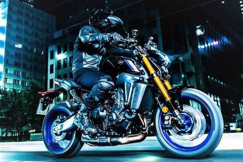 Chi tiết Yamaha MT-09 SP đời 2021
