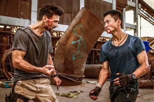 Đạo diễn 'Avengers' từng hỗ trợ 'Chiến lang 2' của Ngô Kinh ra sao?