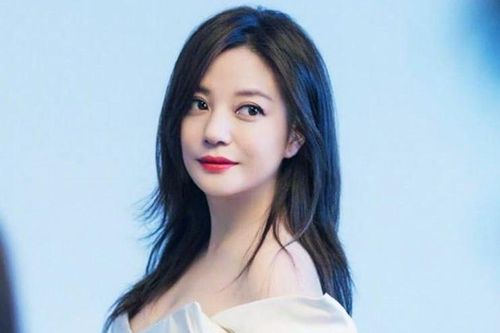 Triệu Vy và những nữ đại gia bất động sản của showbiz Trung Quốc