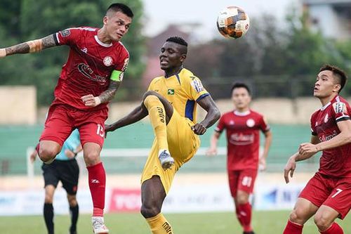 Bản tin chuyển nhượng V-League 2021: Trung vệ TPHCM đầu quân cho HAGL