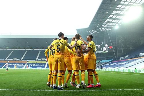 Premier League: Tottenham có dám mơ chức vô địch?