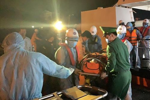 Cứu nạn thuyền viên người nước ngoài có triệu chứng xuất huyết não trong bão