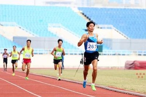 Các chân chạy Quân đội thống trị nội dung 1.500m
