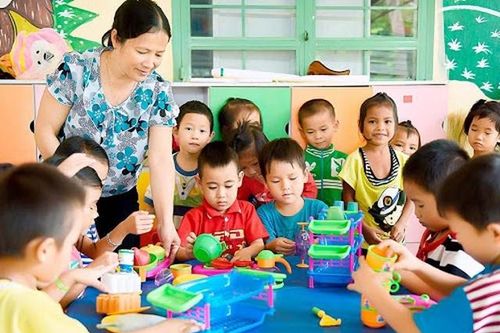 Cải thiện thu nhập cho giáo viên mầm non