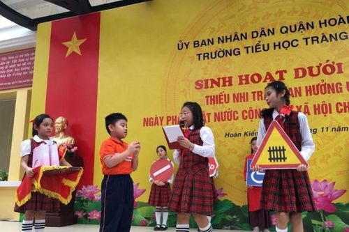 Sinh động hóa giáo dục ý thức thượng tôn pháp luật