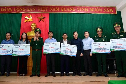 VietinBank hỗ trợ quân dân khu vực biên giới Quảng Nam, Quảng Bình
