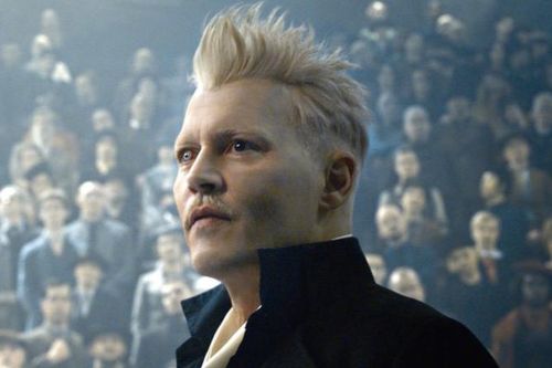 Rời 'Fantastic Beasts 3', Johnny Depp vẫn nhận đủ 10 triệu đô tiền cát-xê