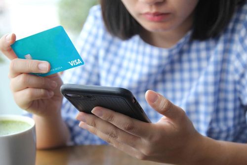 Cảnh giác với chiêu trò 'tăng giá gốc, giảm giá ảo' khi săn sale trong 'Ngày độc thân' 11/11