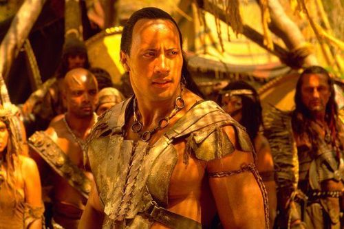 Dwayne Johnson gây bất ngờ khi tái xuất với Vua Bò Cạp hậu dương tính Corona