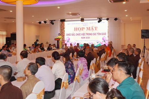 Quận 3 họp mặt chức sắc các tôn giáo