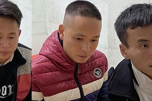 Bắt 3 đối tượng đưa 5 người Campuchia xuất cảnh trái phép