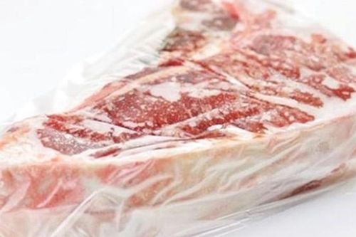 Những lưu ý trong quá trình bảo quản và chế biến thịt lợn đông lạnh