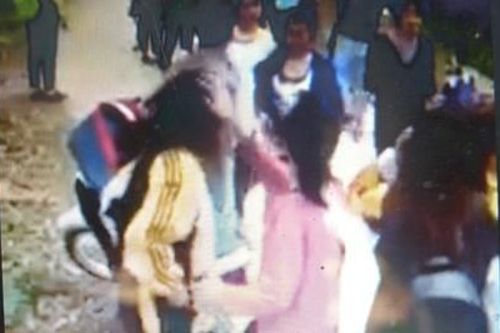 Nam thanh niên bị hành hung vì 'chia tay đòi quà'
