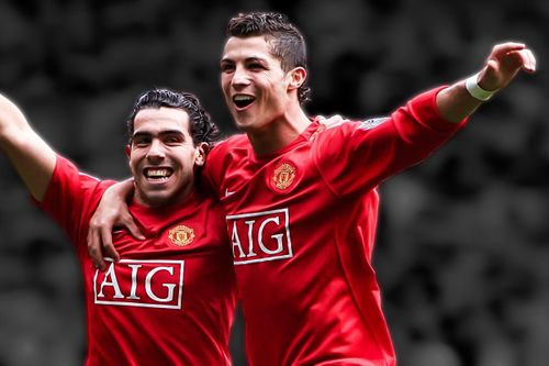 7 cầu thủ MU vào đội hình hay nhất của Carlos Tevez