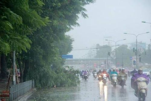 Mưa lũ gây thiệt hại nặng nề cho các tỉnh miền Trung