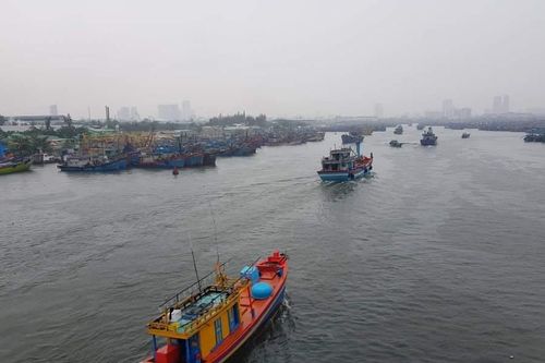 Miền Trung tập trung triển khai ứng phó với bão số 13