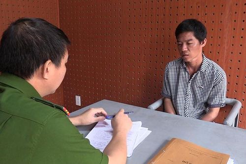 Tạm giữ đối tượng dùng súng tự chế bắn người