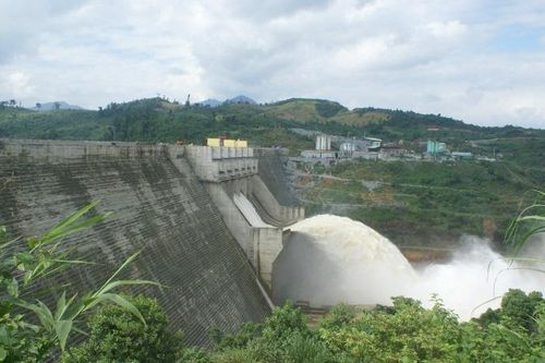 Chủ động ứng phó bão Vamco