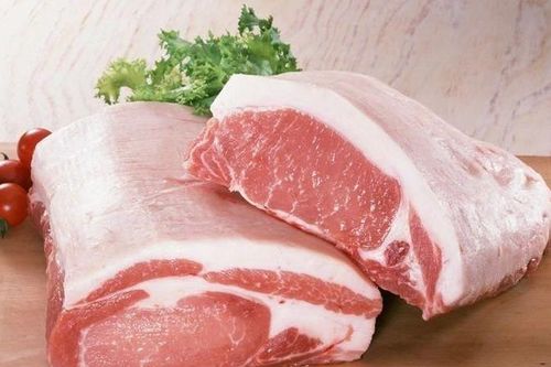 Giá heo hơi hôm nay 12/11: Đi ngang tại một số địa phương