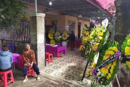 Quảng Bình: Một chủ tịch xã qua đời vì nhiễm bệnh khi cứu dân trong lũ
